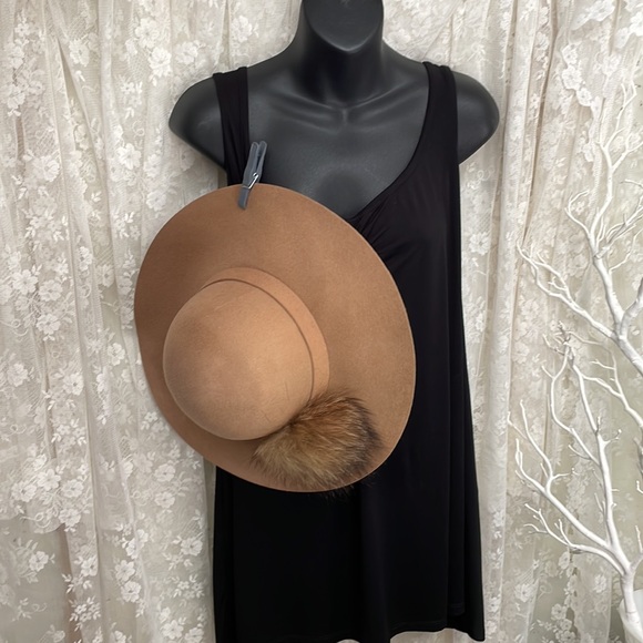 Beautiful Camel Felt Winter Hat with Real Fur Accent - Picture 8 of 8